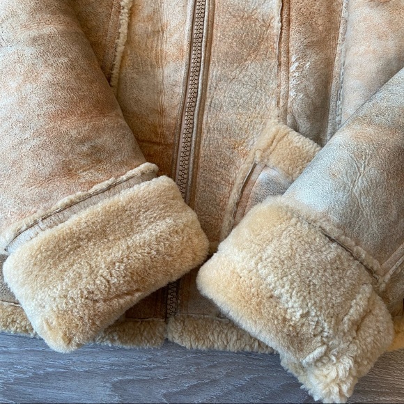 Vintage Leather Attic Shearling Sheepskin Jacket - Picture 8 of 16